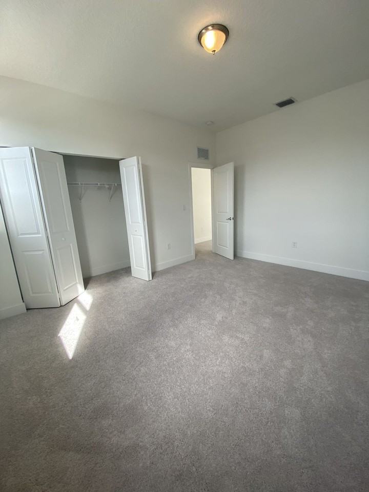5661 Agostino Way #NA - Photo 6 of 9