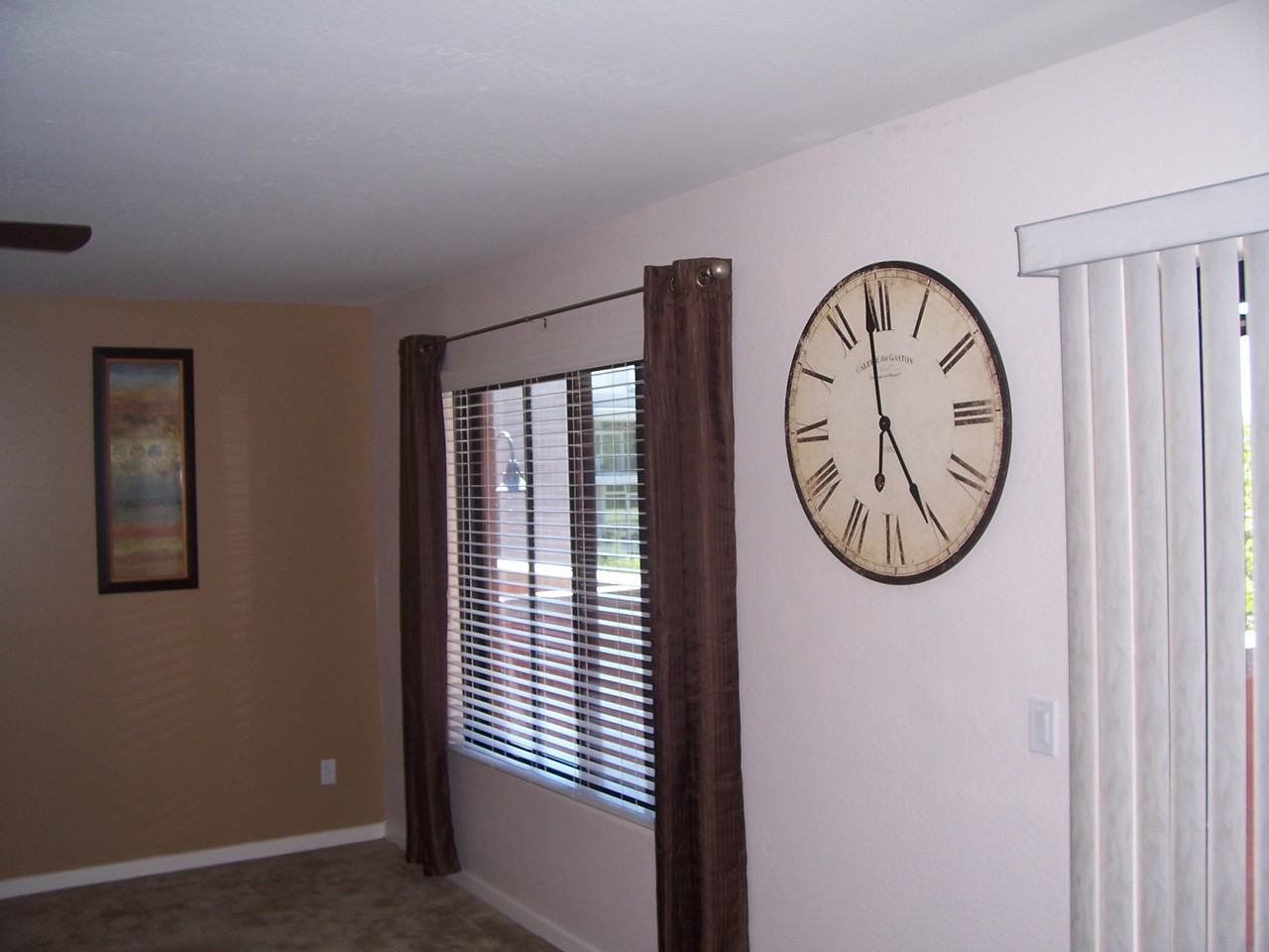 330 S Farmer Ave #109 - Photo 5 of 10