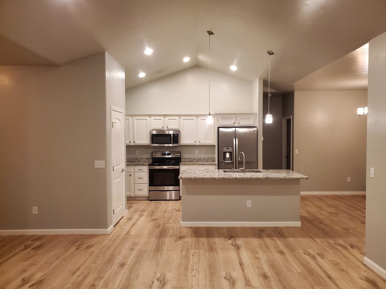 1302 Blue Creek Ave #NA - Photo 2 of 15