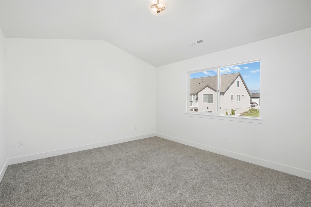 1298 N Sage Dr - Photo 2 of 18