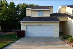 featured image of 600 W 39th St