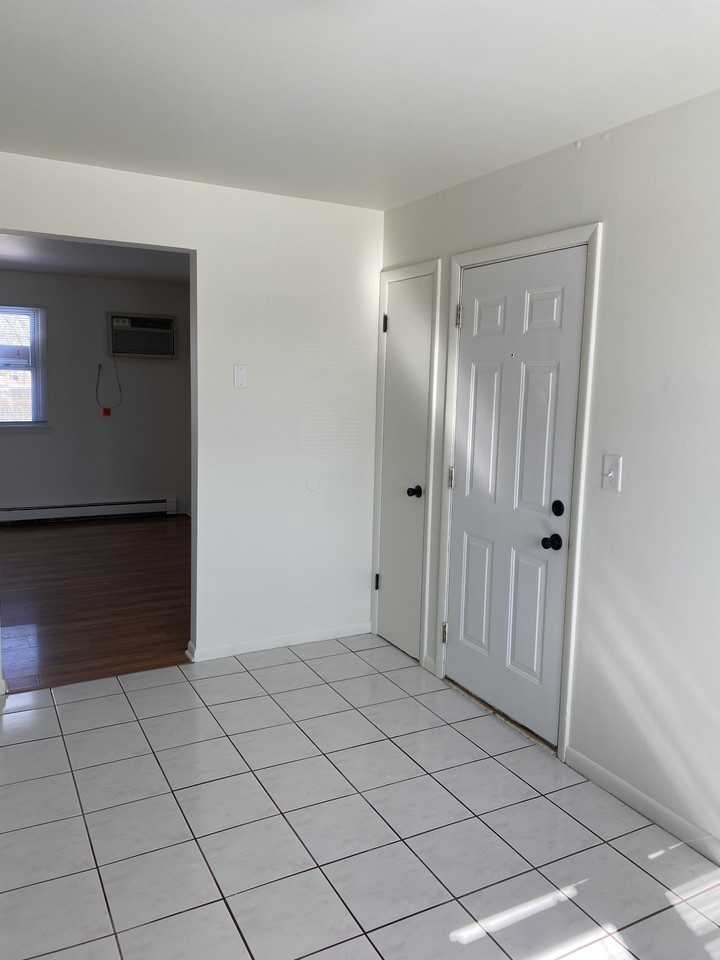 24115 W Hazelcrest Dr #200 - Photo 3 of 13