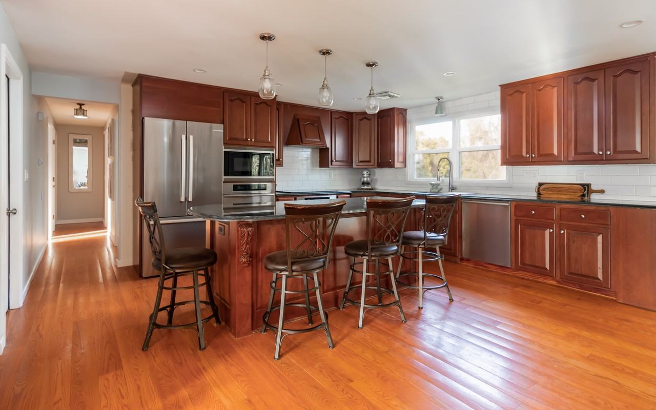 8 Catherine Ln #NA - Photo 2 of 20