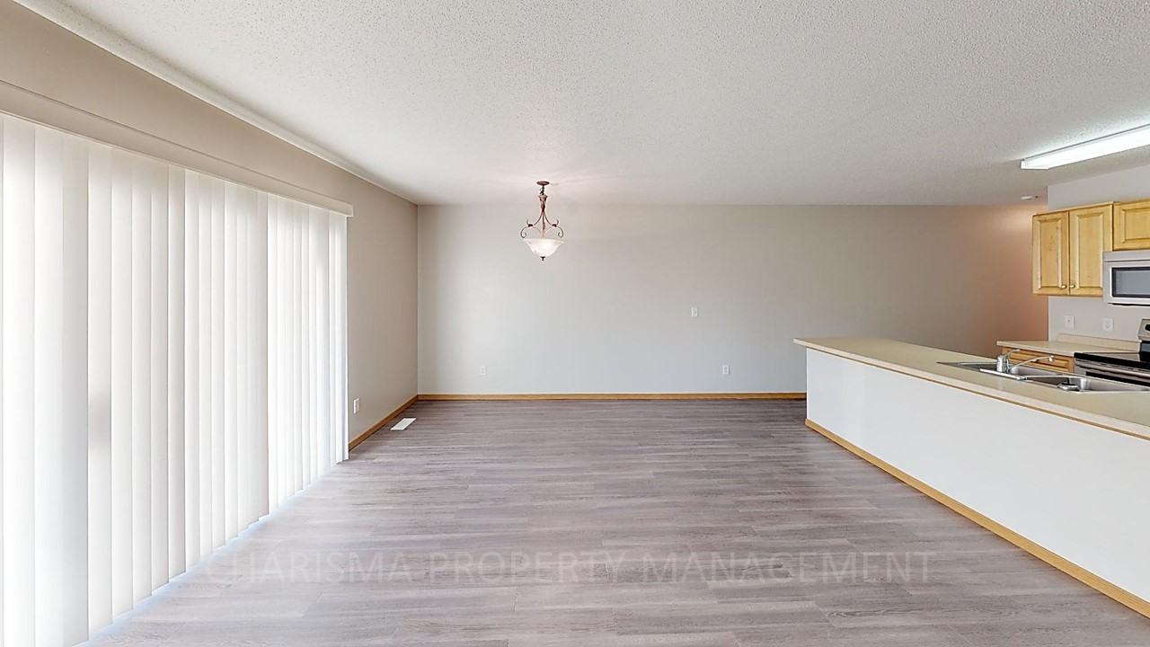 7029 W 56th St #7 - Photo 2 of 16