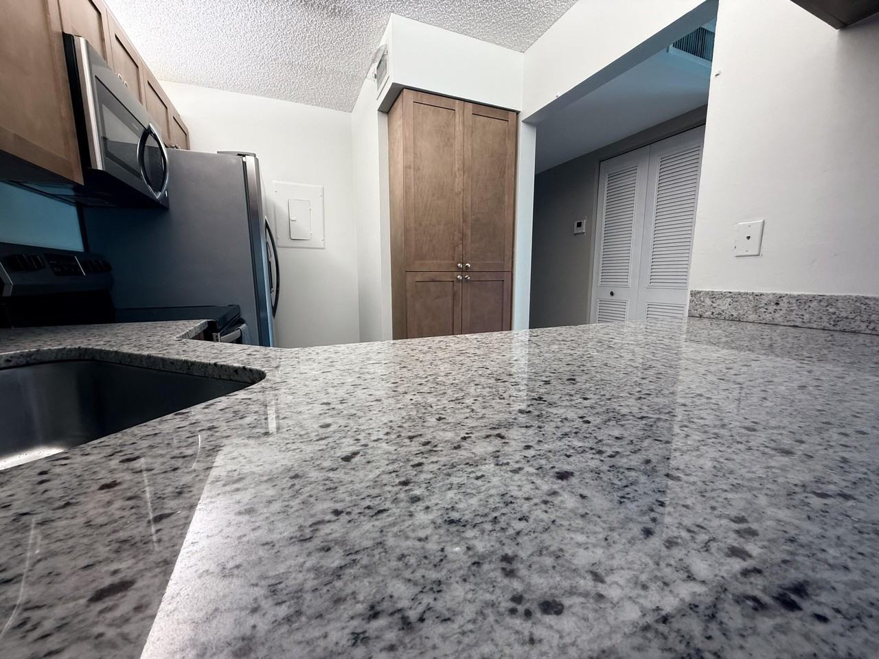 3606 Alder Dr #B2 - Photo 7 of 17