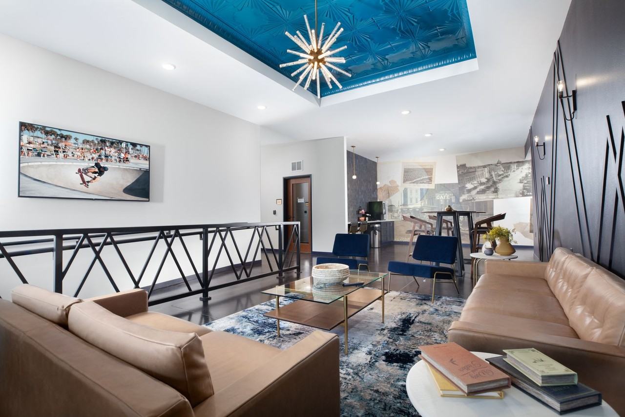 DECO Apartments - Photo 6 of 50