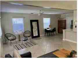 2415 Grant St - Photo 2 of 8