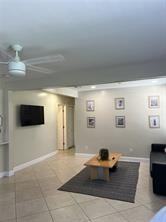 2415 Grant St - Photo 3 of 8