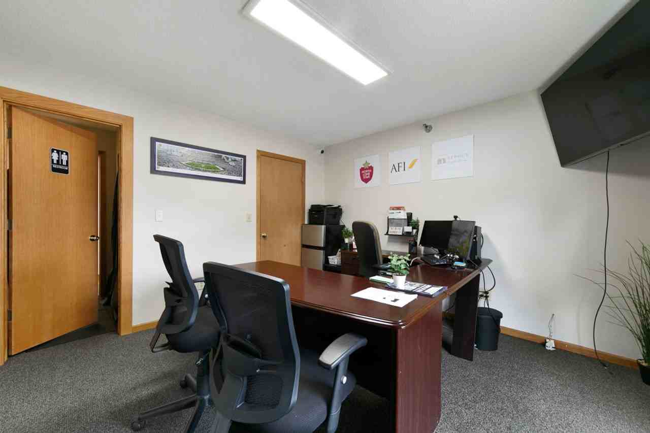 The Manor at Med City - Photo 7 of 50