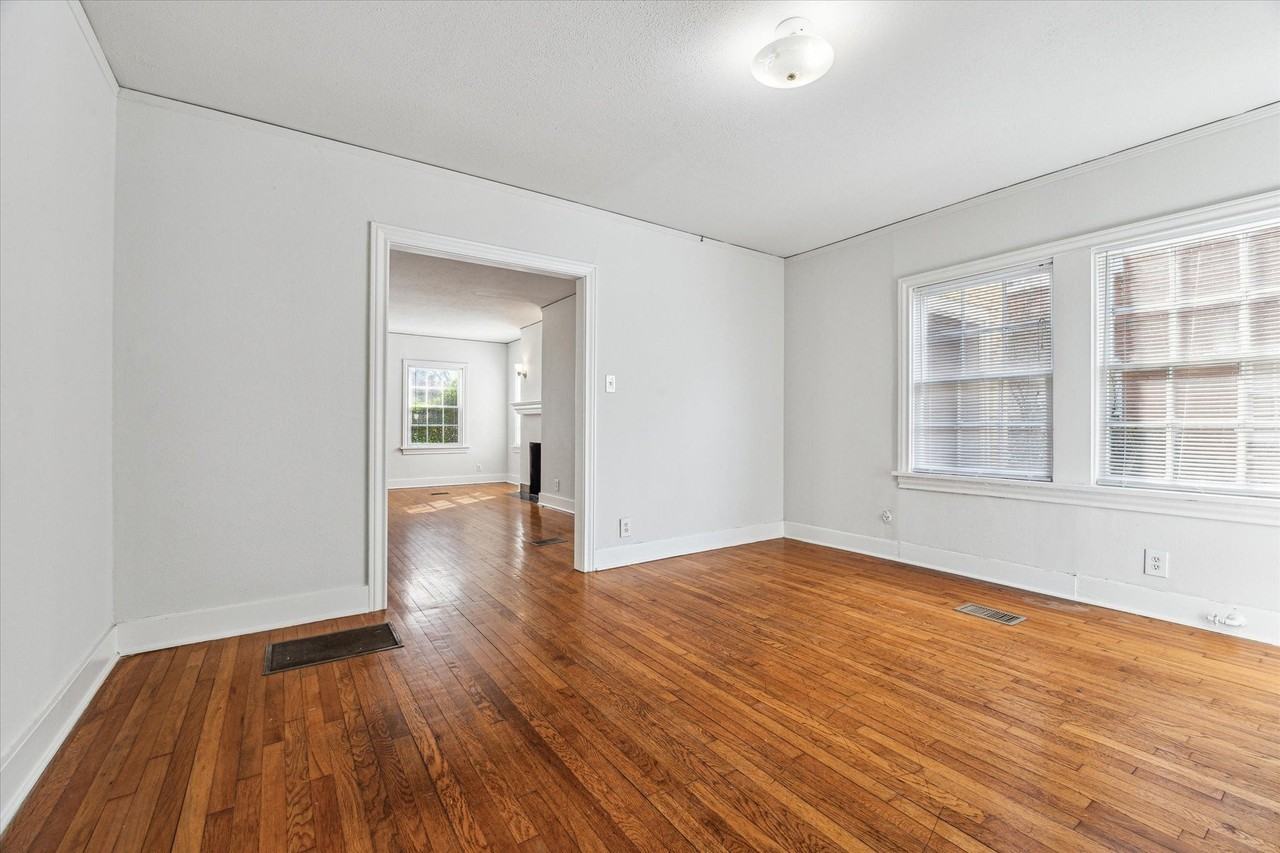 422 Lovett Blvd - Photo 7 of 14