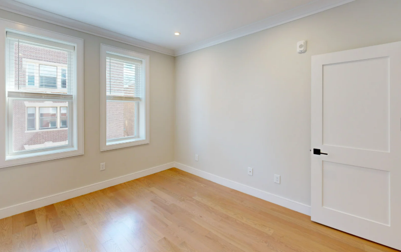 150 Allston St - Photo 5 of 6