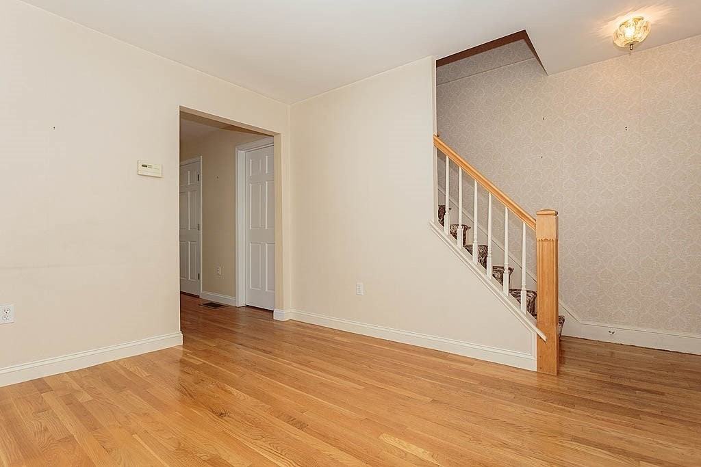 41 Clark St - Photo 2 of 10