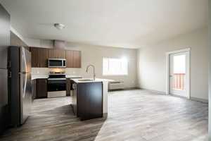 featured image of 2180 Franklin St