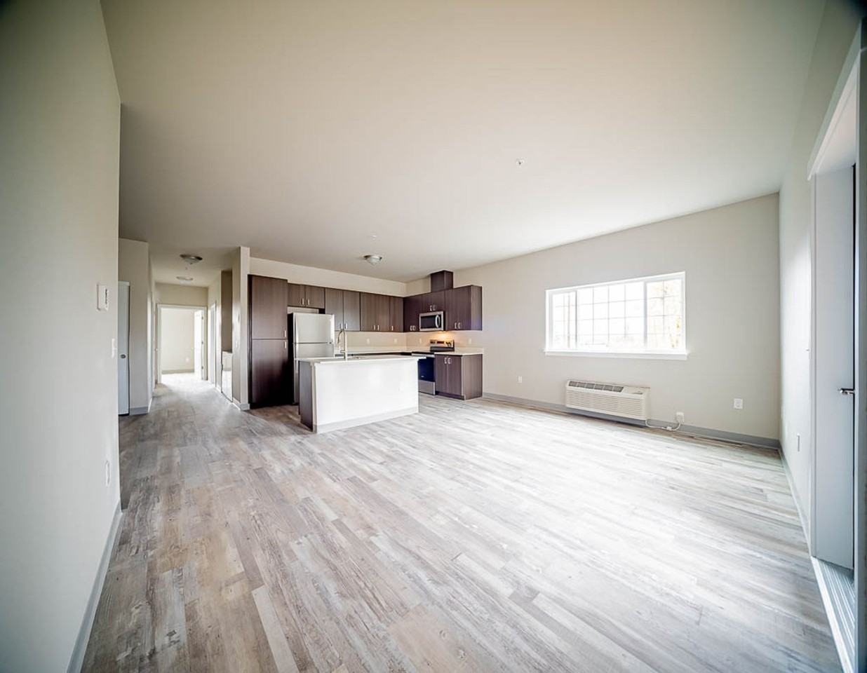 169-Franklin Commons - Photo 5 of 50