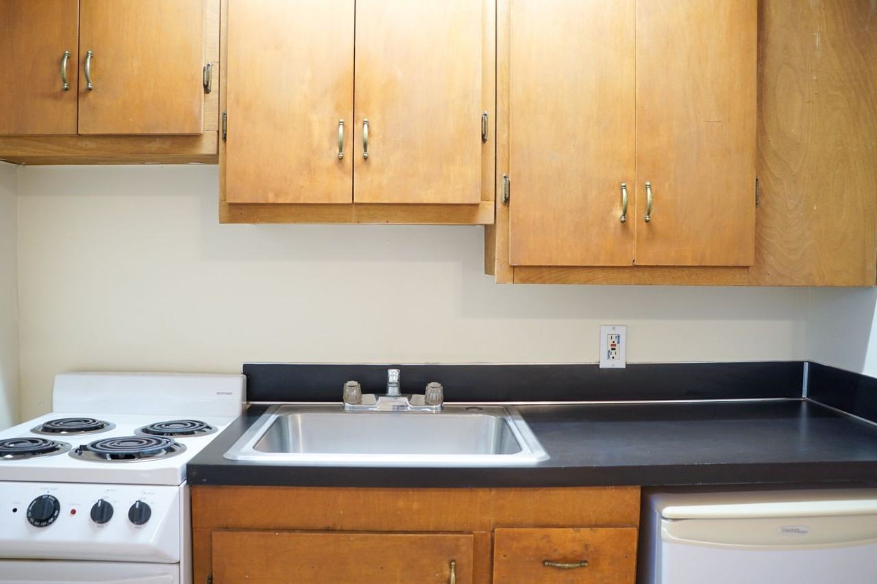 2254 Nw Glisan St #112 - Photo 3 of 9