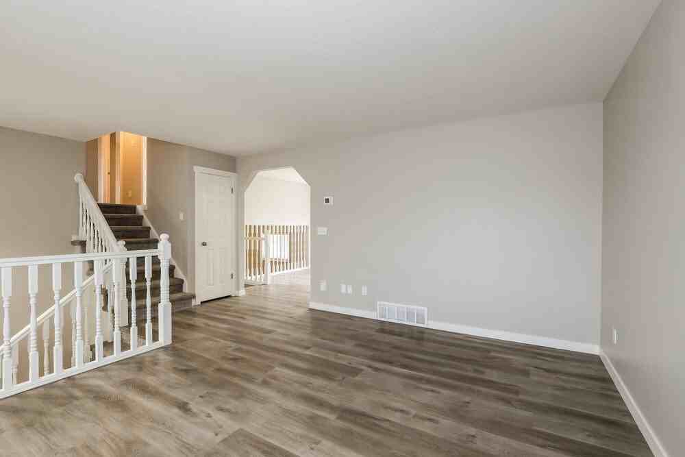 149 Nw - Photo 6 of 18