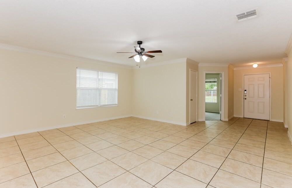 7824 Whitney Ln - Photo 5 of 16