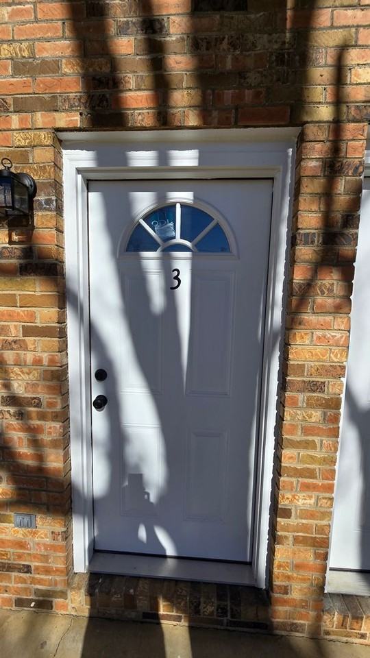 454 N Central Ave #3 - Photo 2 of 20