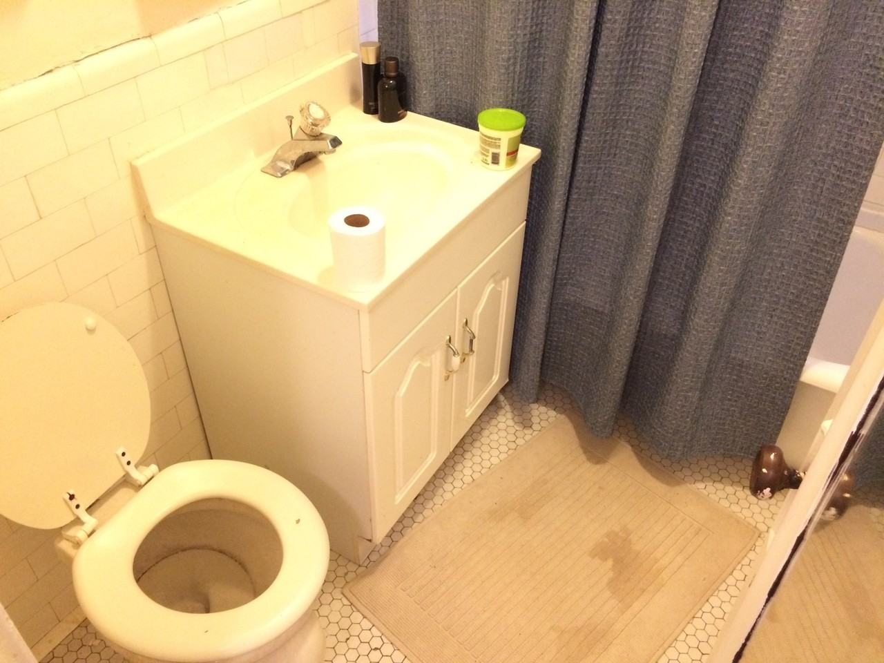 1610- Cambridge Realty, LLC - Photo 2 of 8