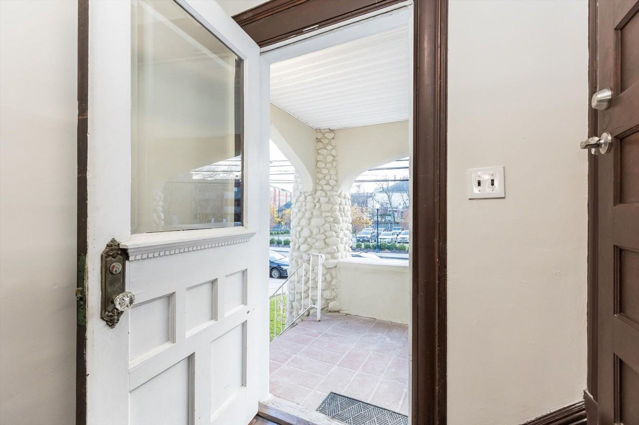 73 Glenridge Ave #2 - Photo 5 of 28