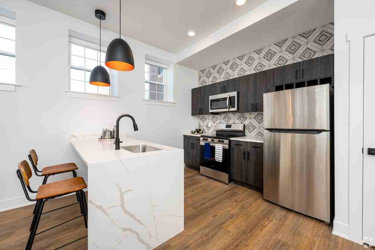 Residence on Penn - Photo 4 of 50