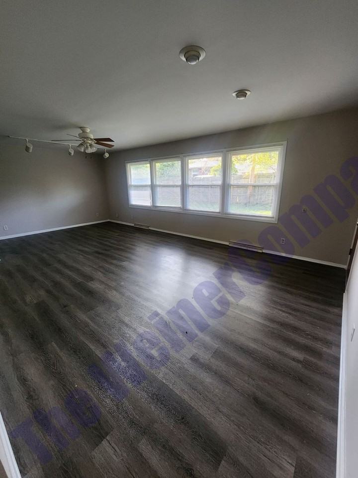 8 Shuman Cir - Photo 3 of 24