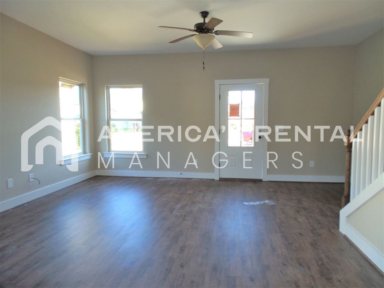 6451 Cheshire Cove Dr - Photo 2 of 19