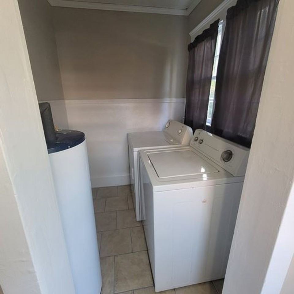 2018 Jackson St - Photo 3 of 14