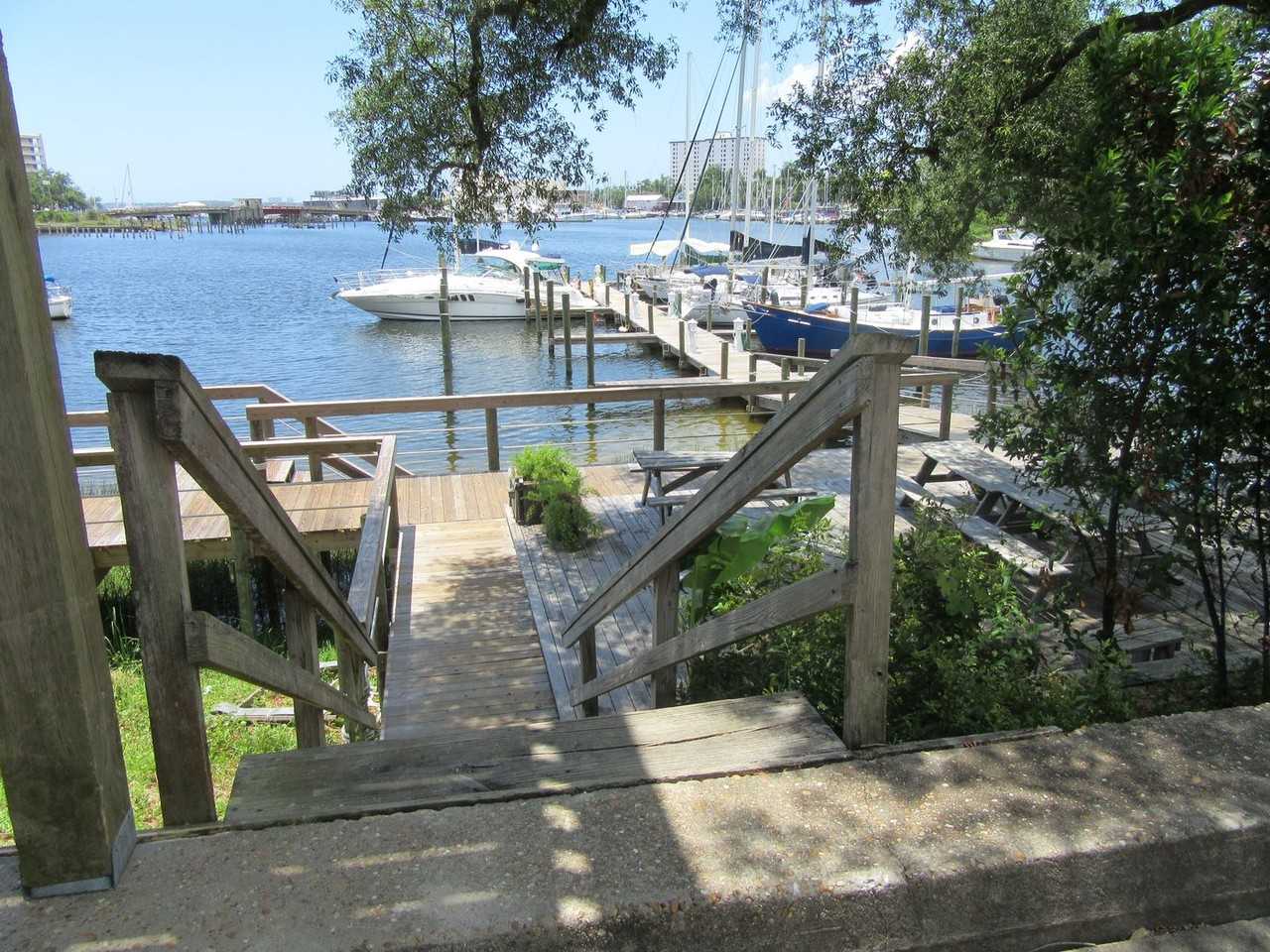 307 Wilson Ave #17 - Photo 6 of 50