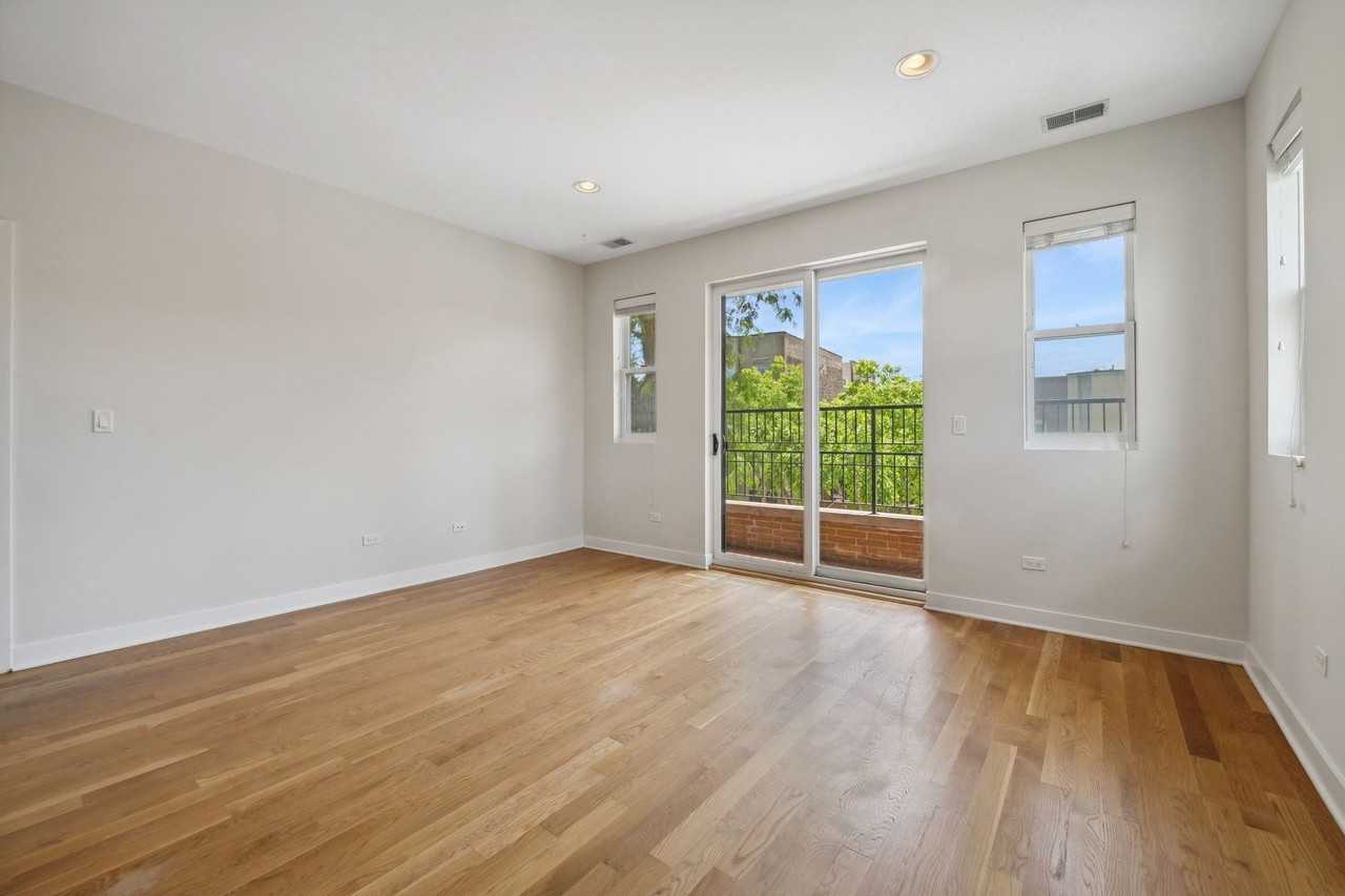 Erie/Ohio - Photo 3 of 17