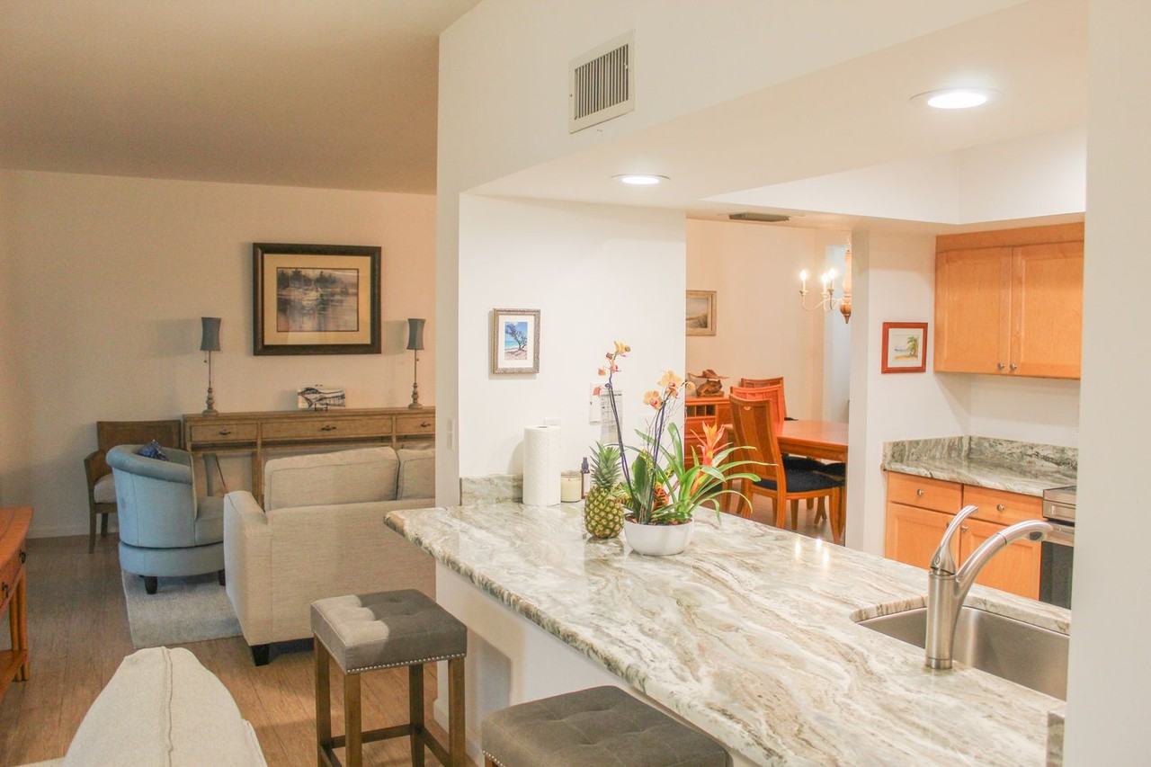 1616 Ocean Dr #104 - Photo 7 of 38