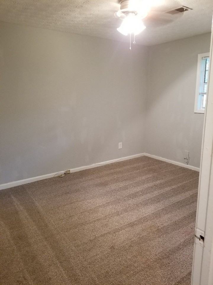 5889 Lone Oak Dr Sw - Photo 6 of 8