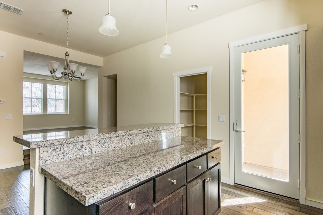 311 W Evelyn Ave - Photo 3 of 16