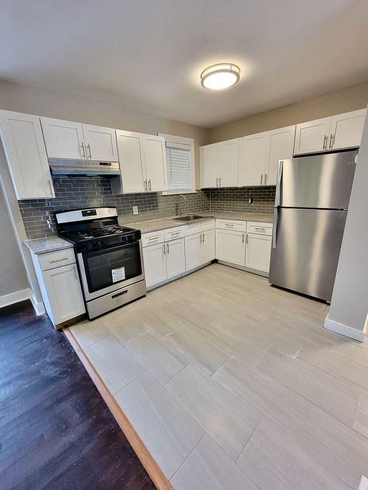 2048 Pioneer Ave - Photo 2 of 15