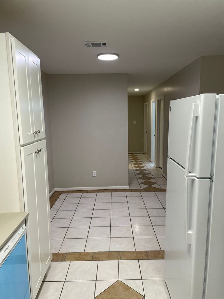 829 San Saba Dr - Photo 7 of 14