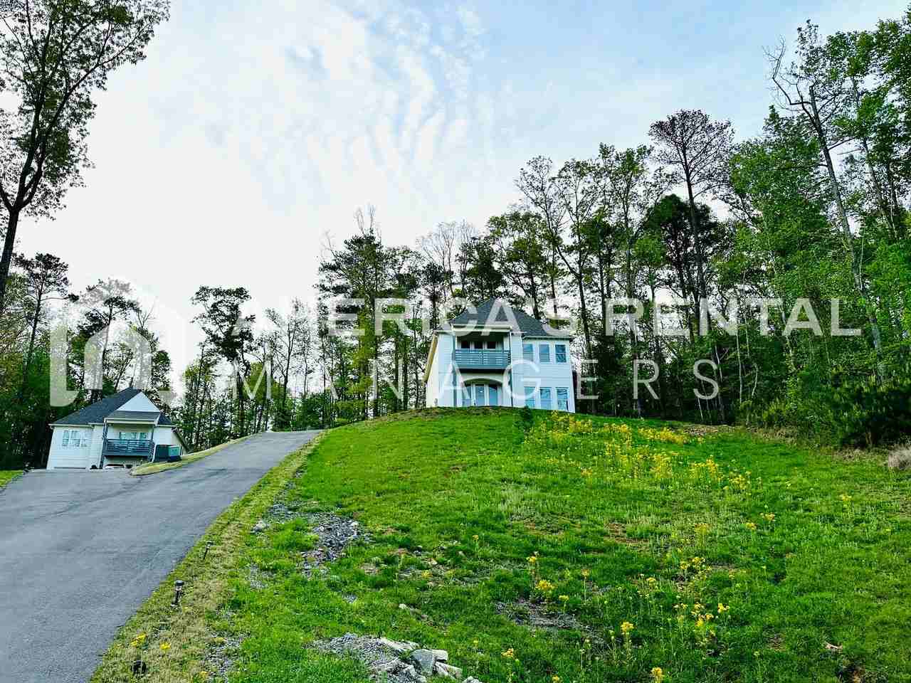 3690 Kirkstone Way - Photo 7 of 43