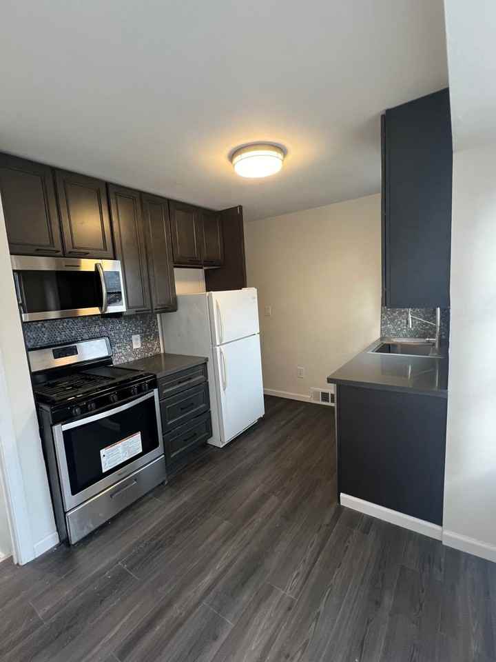 2816 N Main St - Photo 5 of 19