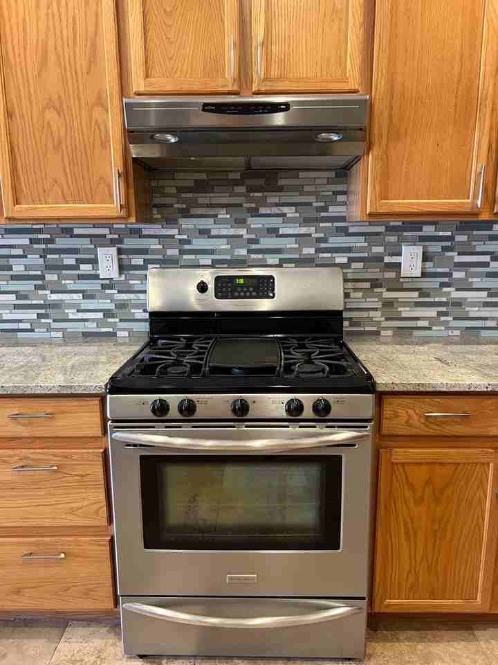 1020 Via Chamisa Ne - Photo 7 of 25