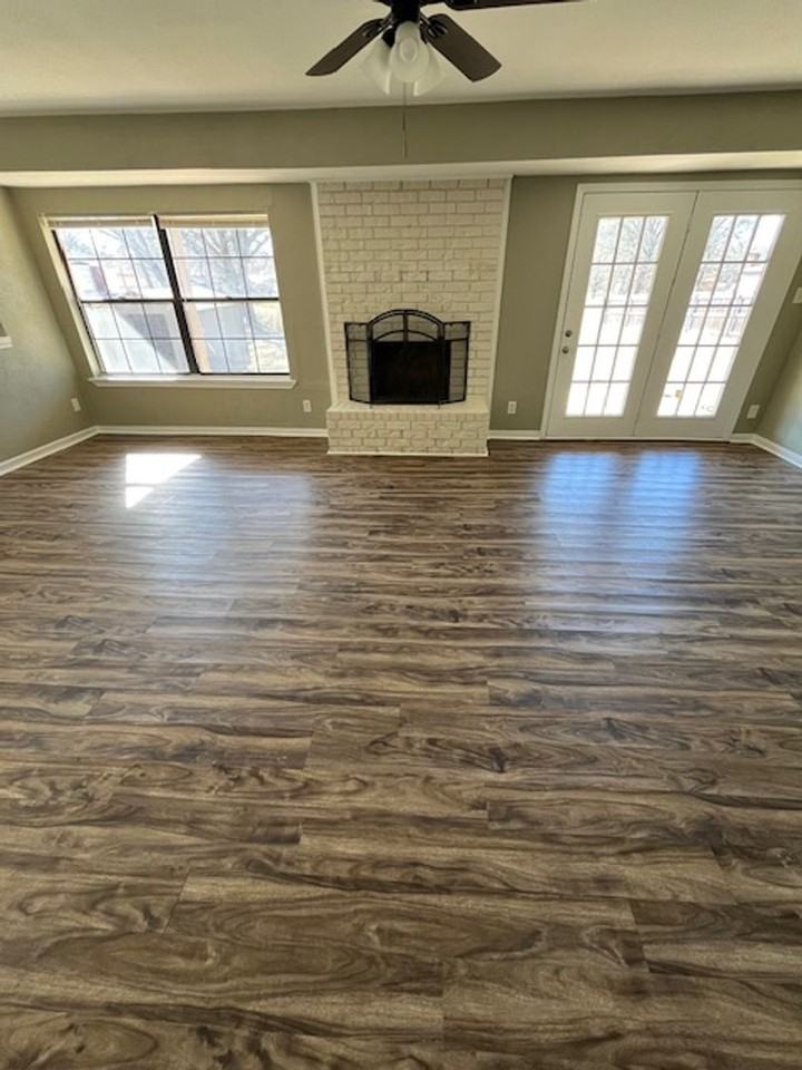 4010 Mark Ln - Photo 2 of 13