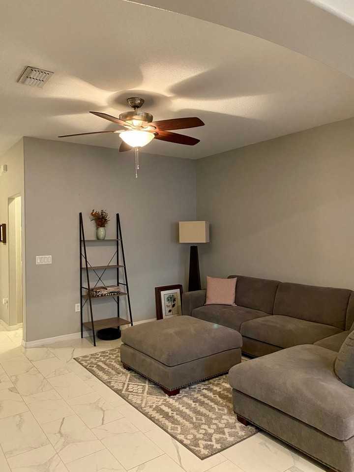3018 Victoria Glen Dr - Photo 4 of 15