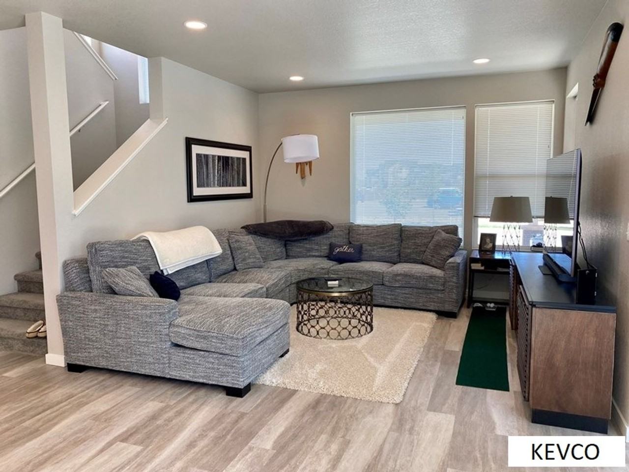 2909 Conquest St - Photo 2 of 21