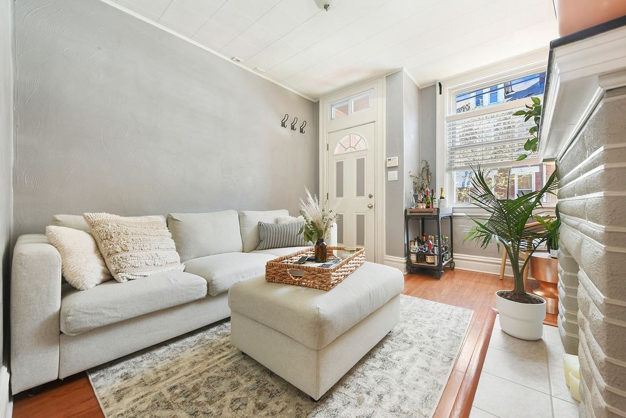 176 45th St - Photo 3 of 38