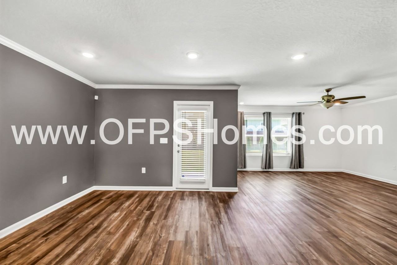413 Scarborough St - Photo 5 of 33
