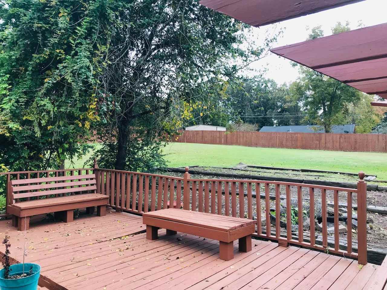 203 Dogwood Dr - Photo 2 of 24