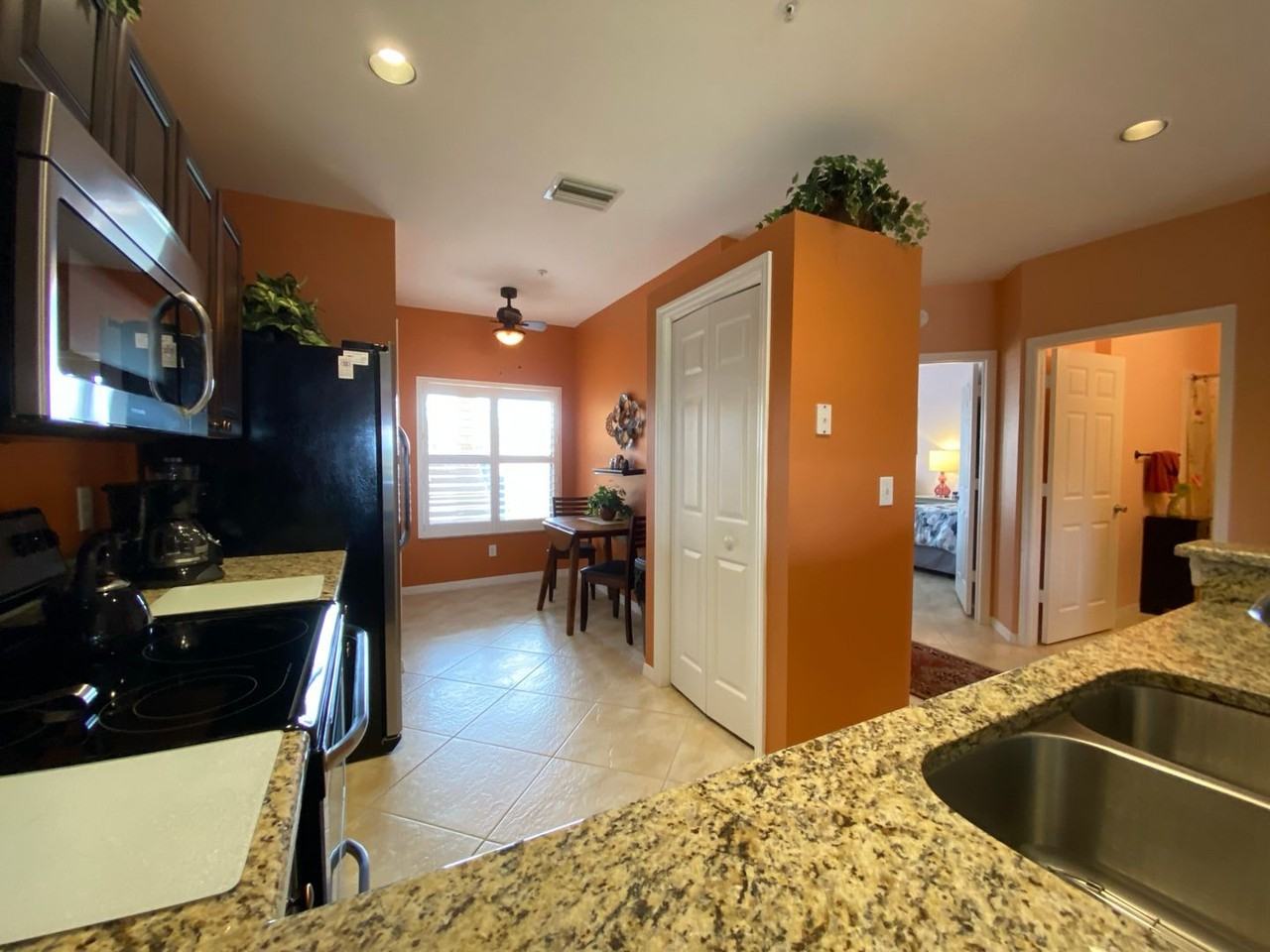 230 Vintage Cir - Photo 4 of 21