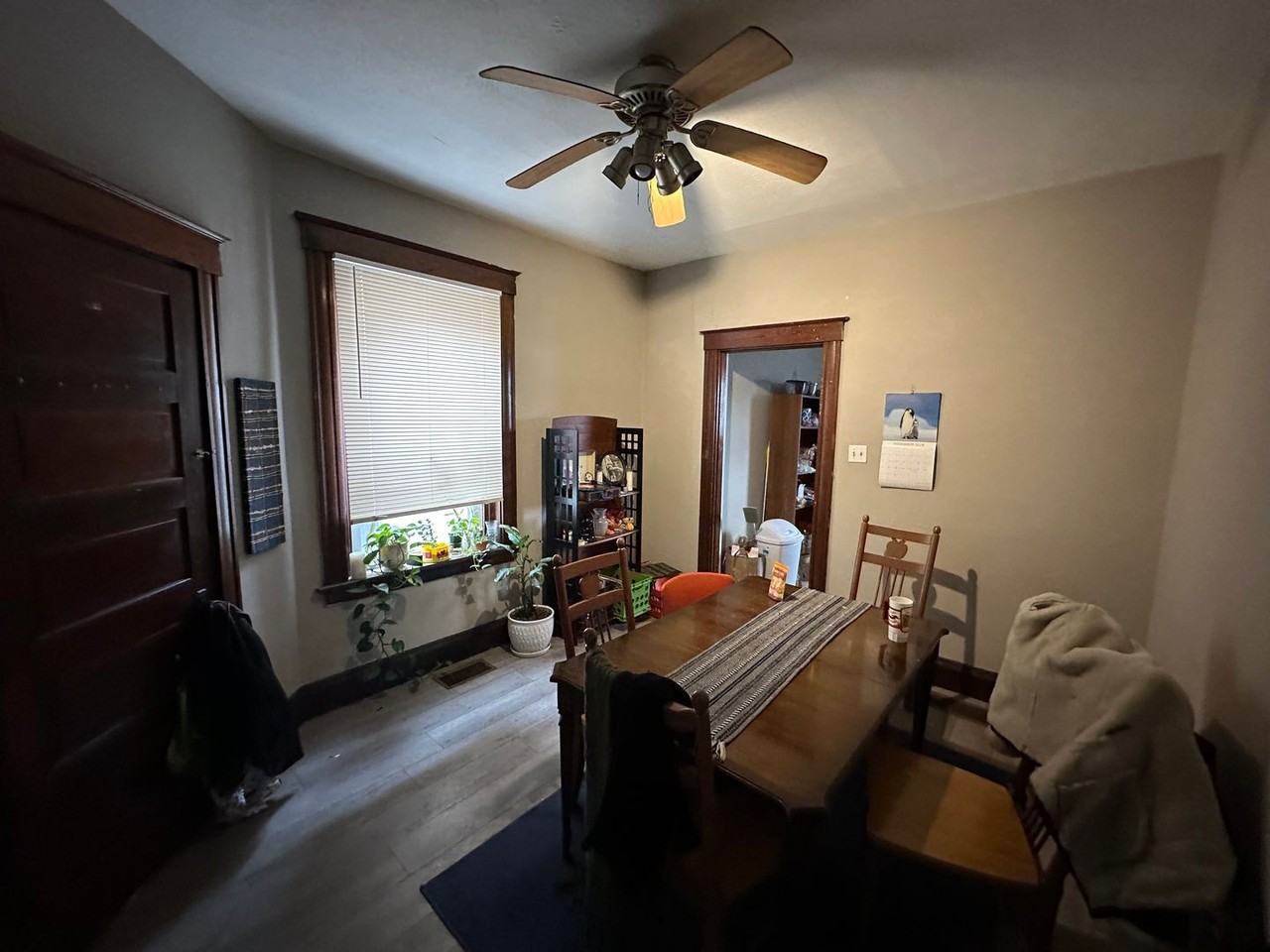 2402 Fairview Ave - Photo 4 of 12