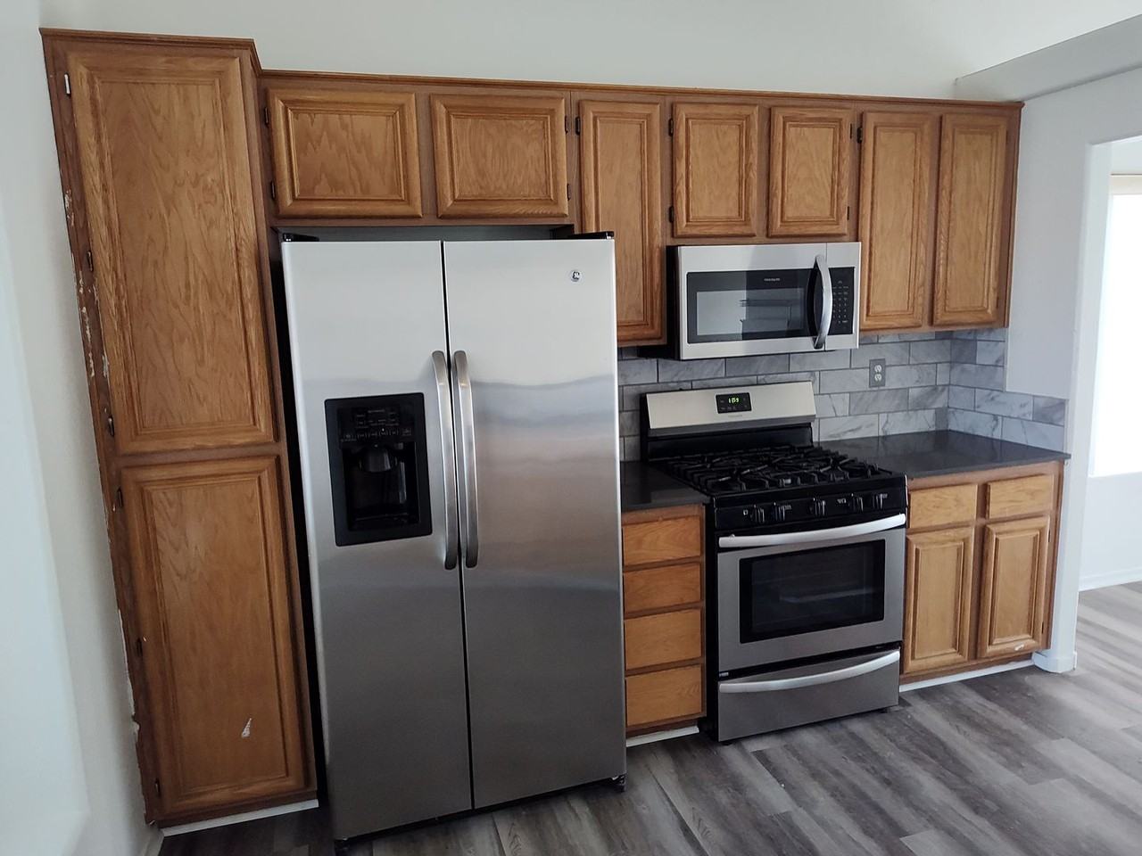 3515 Slapton Ave - Photo 3 of 26