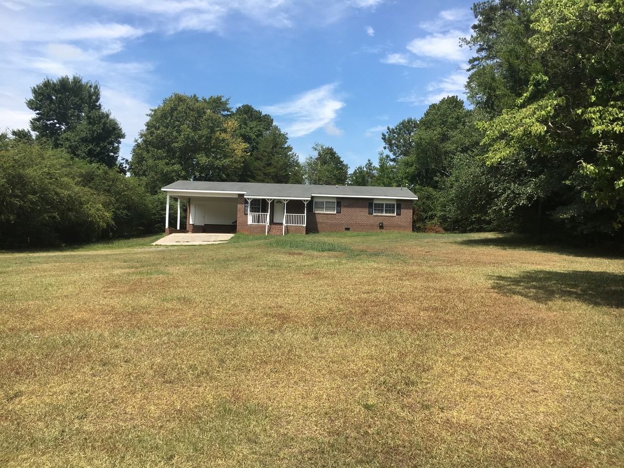 42 Pineridge Dr - Photo 2 of 23