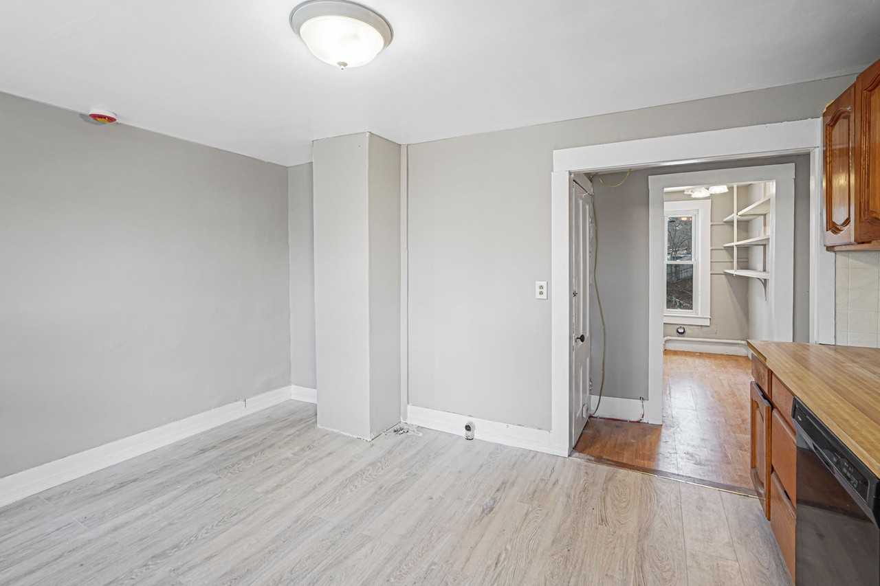 1 High St - Photo 2 of 7