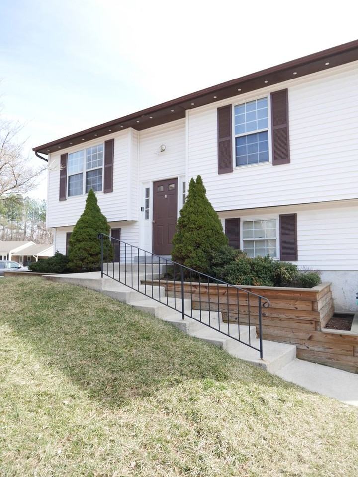 6807 Irene Ct - Photo 2 of 30